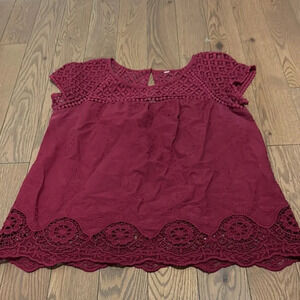 Embroidered and Lace Embellished Flutter Sleeve Top. Size Medium in Burgundy.
